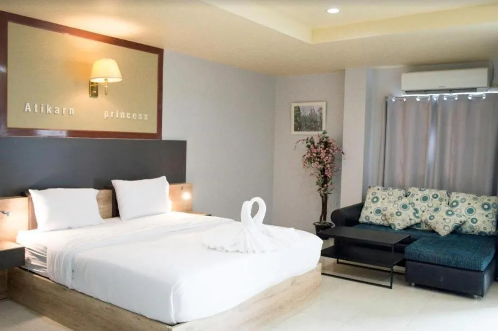 Bed in Atikarn Princess Hotel & Resort