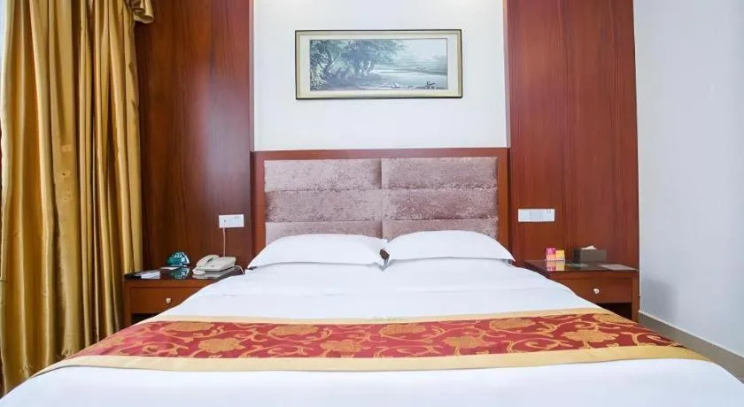 Bed in GreenTree Inn Shenzhen Kengzi Town Express Hotel
