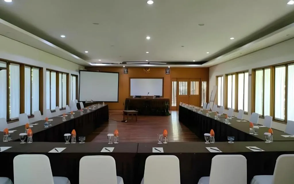 The Cipaku Garden Hotel