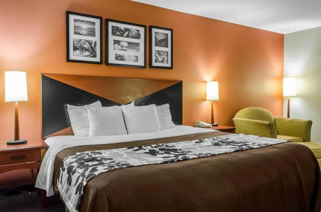Bed in Sleep Inn & Suites Ronks - Lancaster Area
