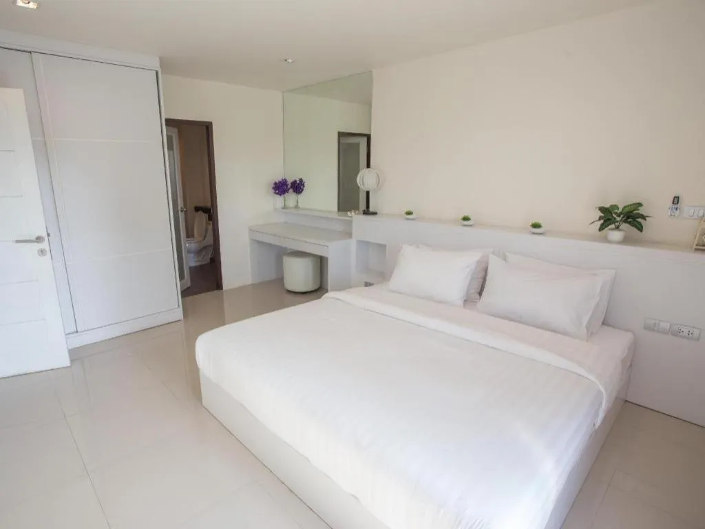 Bed in R-Con Sea Terrace