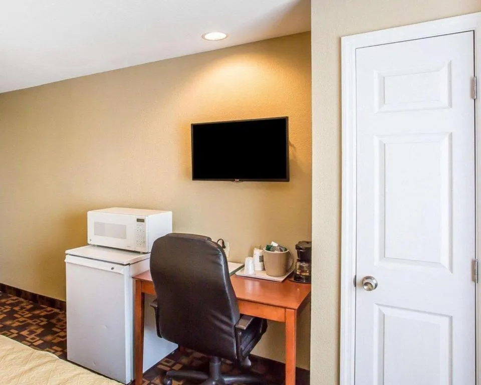 Quality Inn & Suites