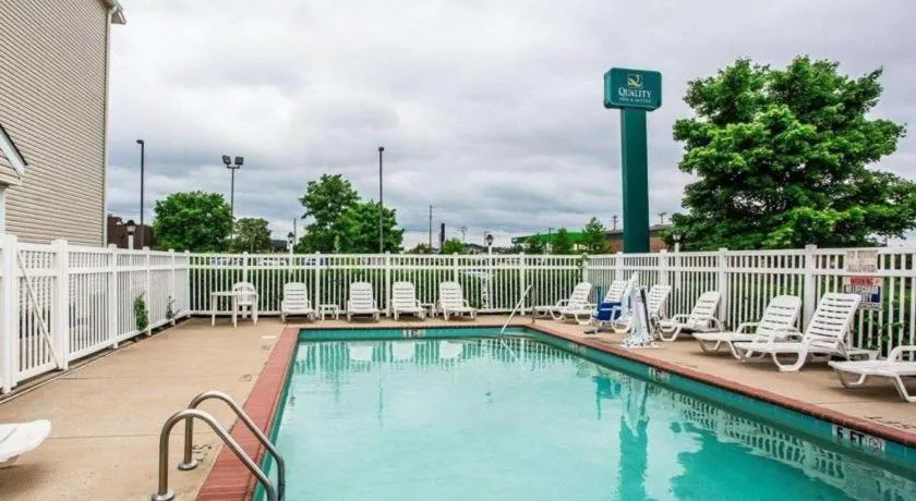 Quality Inn & Suites