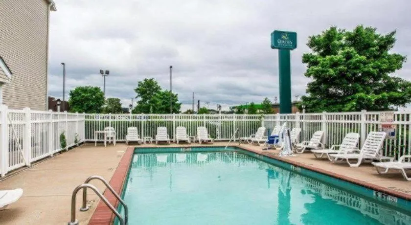 Quality Inn & Suites