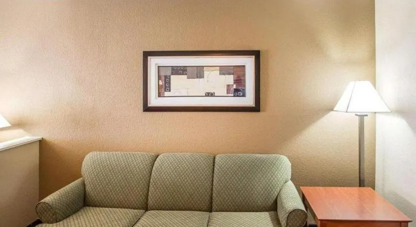 Quality Inn & Suites