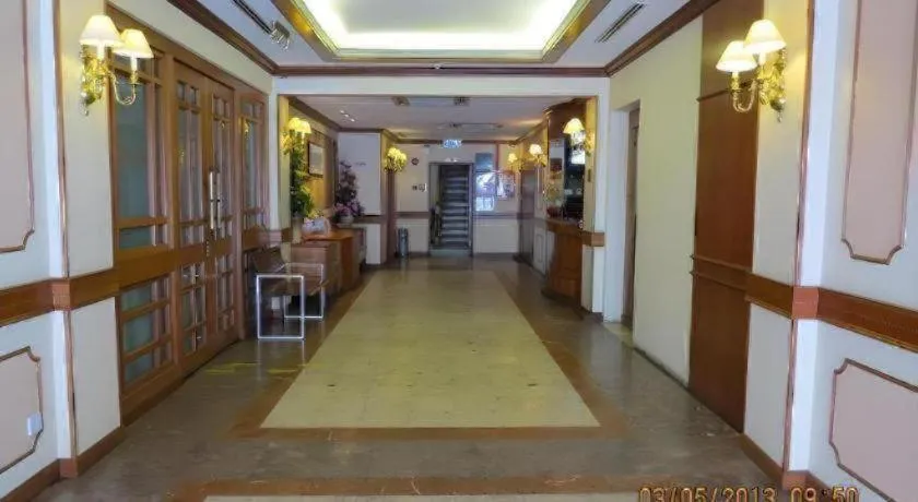 Four Chain View Hotel