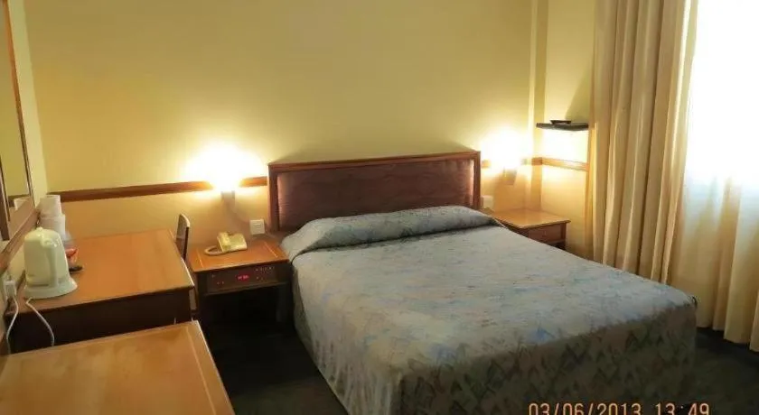 Bed in Four Chain View Hotel