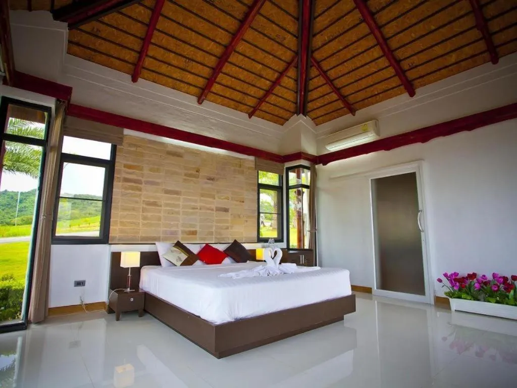 Bed in Chantara Valley Resort