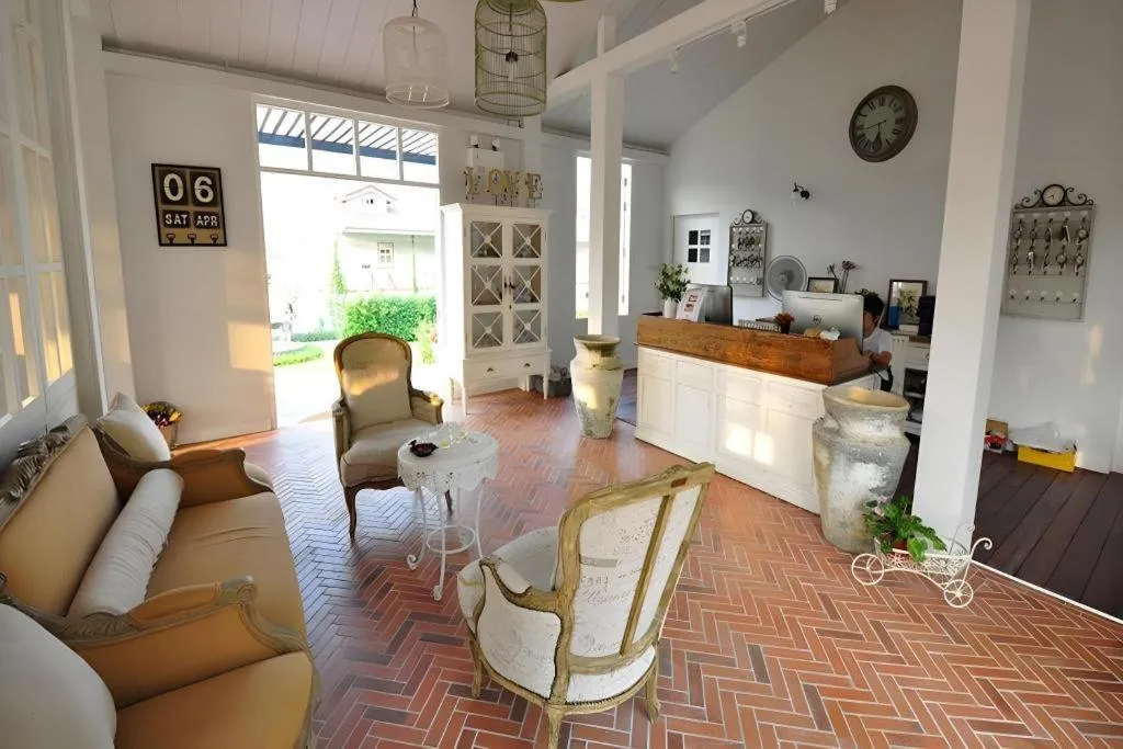 The Bluesky Resort @ Khao Kho