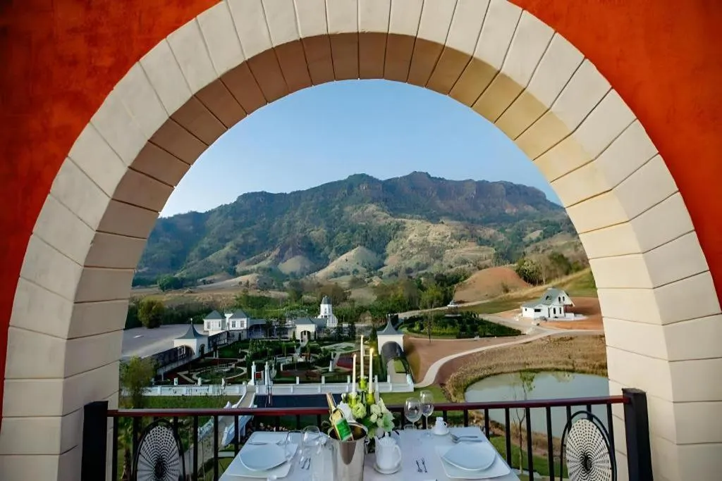 The Bluesky Resort @ Khao Kho