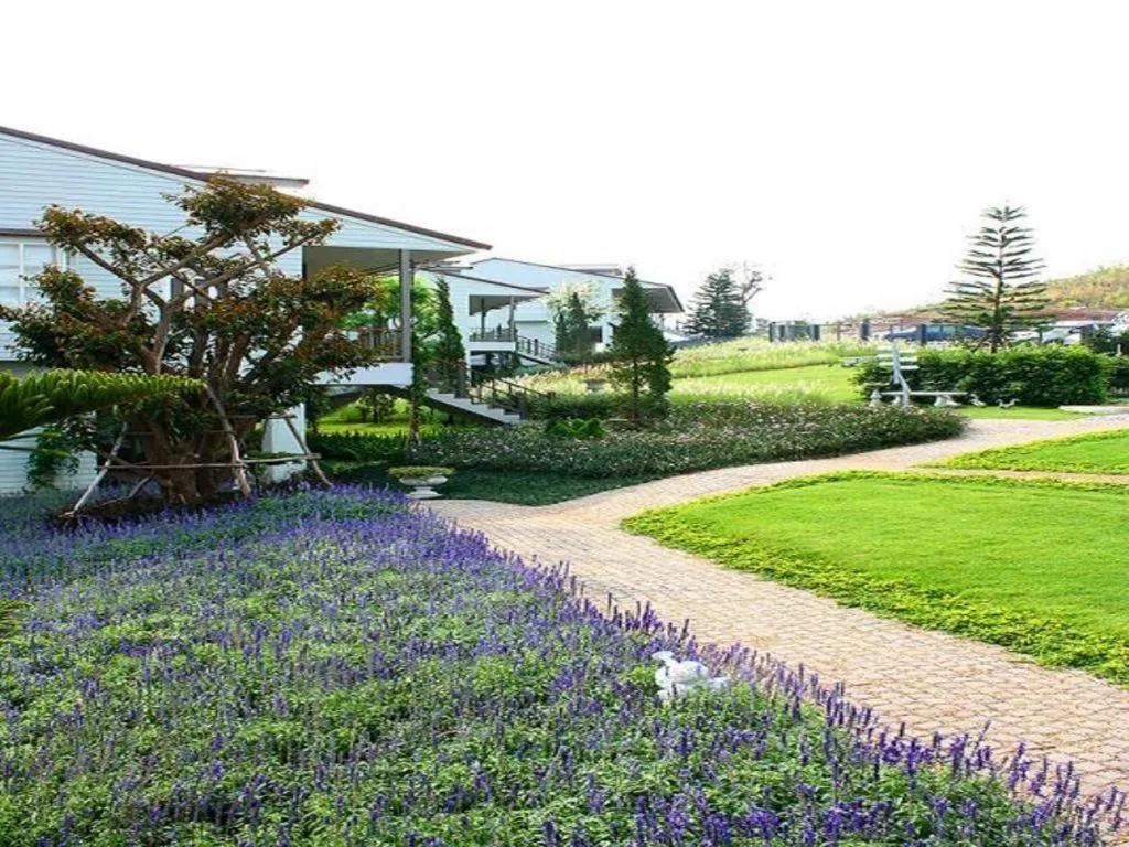 The Bluesky Resort @ Khao Kho