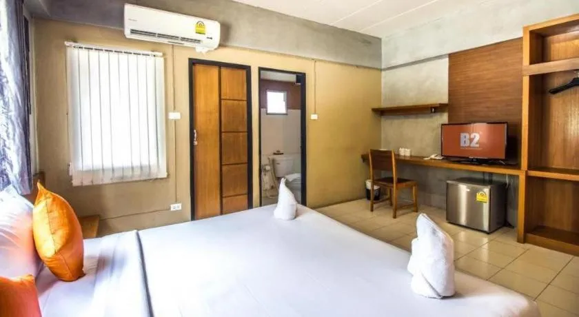 Bed in B2 Santitham (Wat Jed Yod) Boutique & Budget Hotel