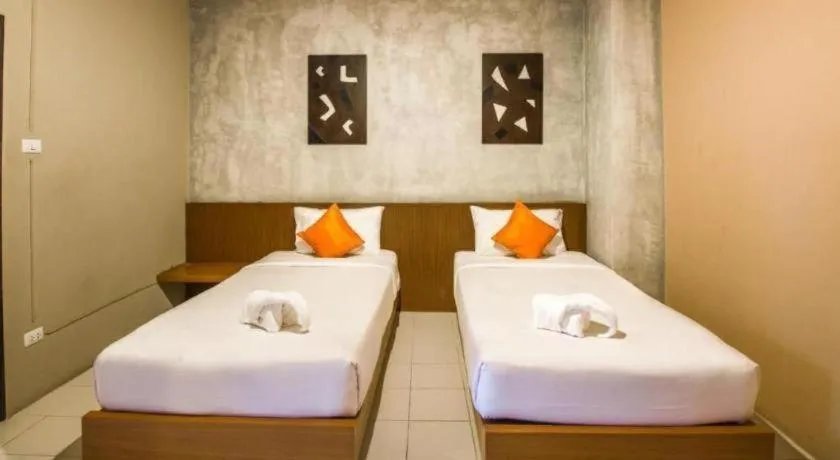 Bed in B2 Santitham (Wat Jed Yod) Boutique & Budget Hotel