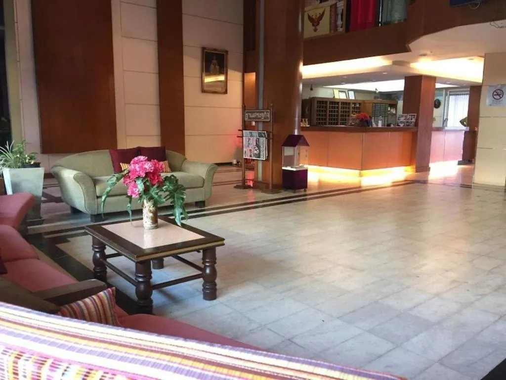 OYO 441 Grand Thara Hotel