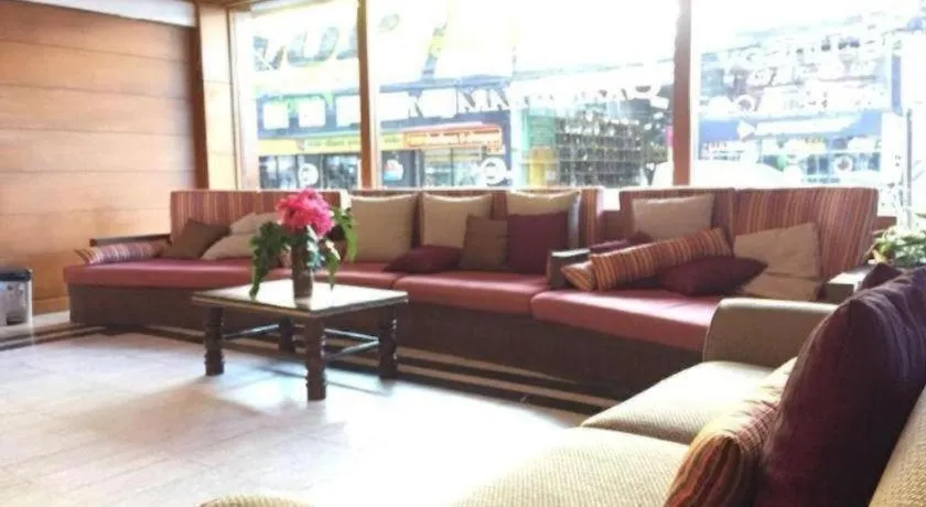 OYO 441 Grand Thara Hotel