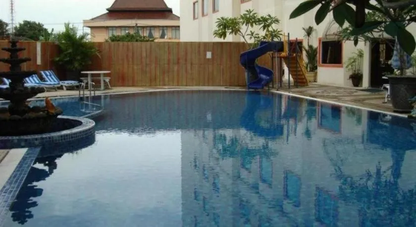 Grand Tiga Mustika Hotel