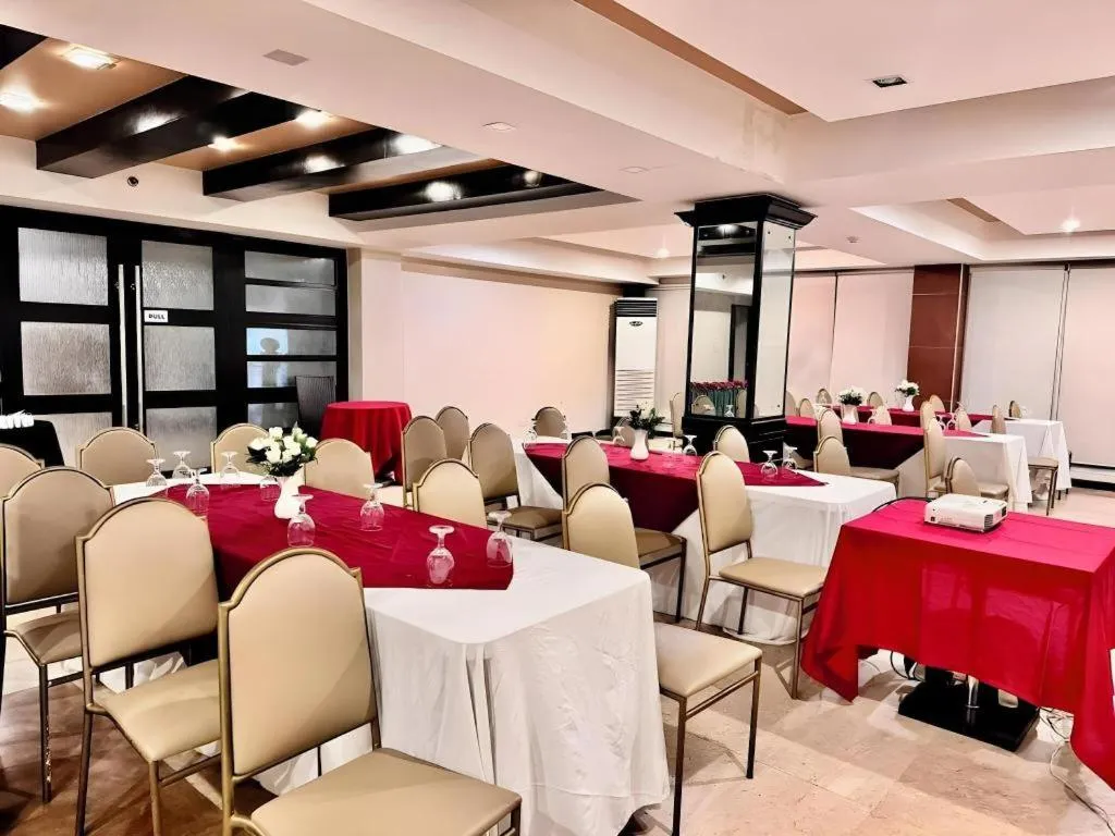 MO2 Westown Hotel San Juan