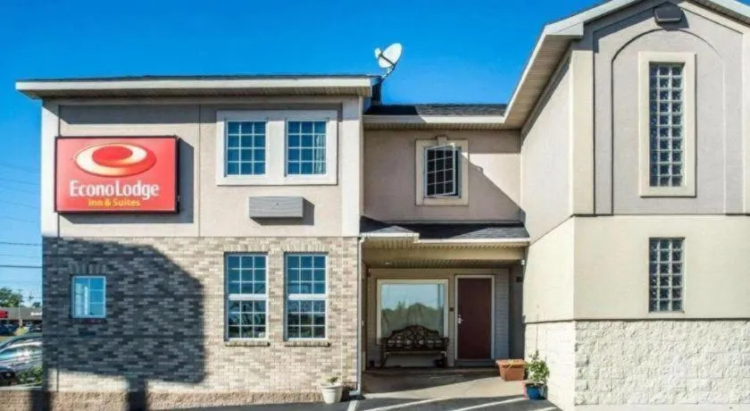 Econo Lodge Inn & Suites North Syracuse Airport