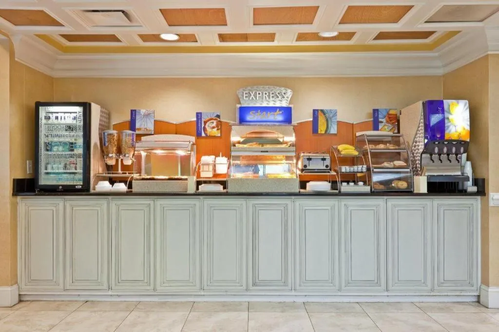 HOLIDAY INN EXPRESS RINGGOLD (CHATTANOOGA AREA) By IHG