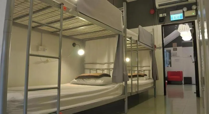 Bed in Royal Hostel Singapore