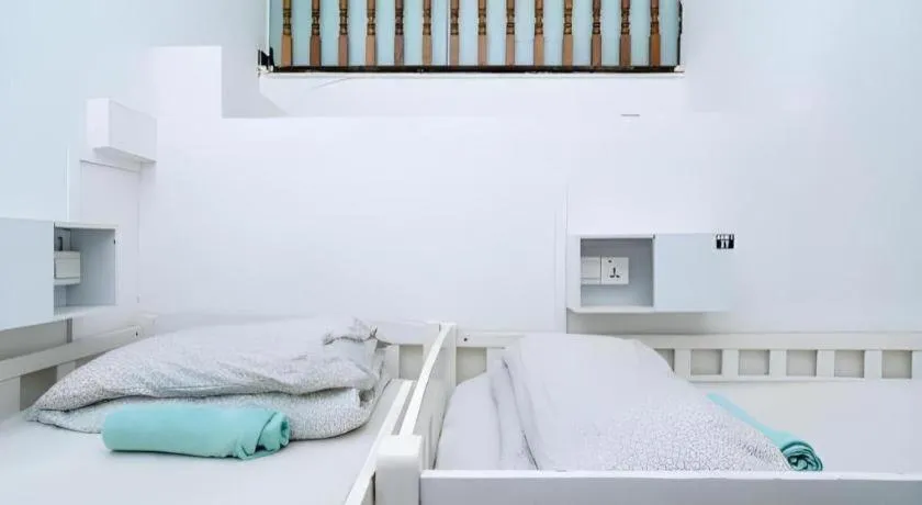 Bed in Royal Hostel Singapore