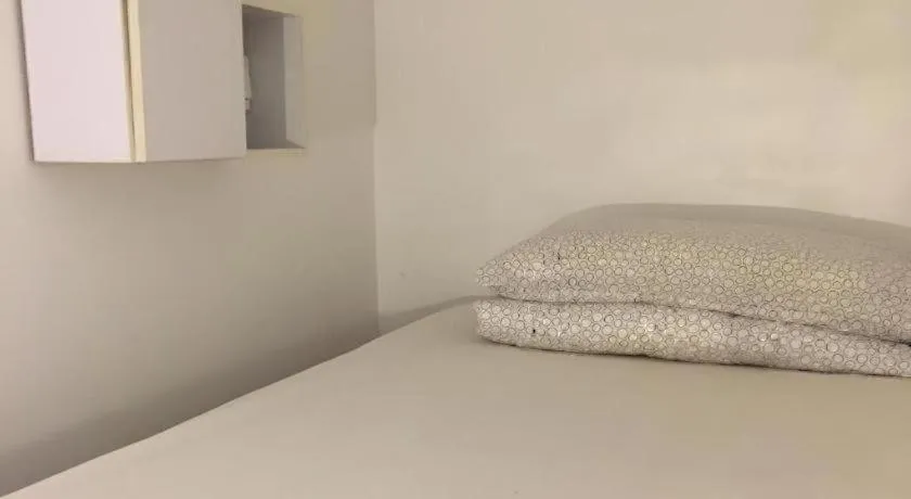 Bed in Royal Hostel Singapore