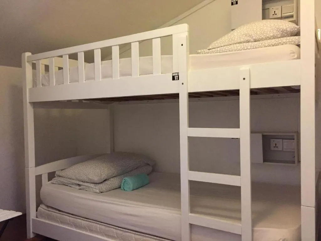 Bed in Royal Hostel Singapore