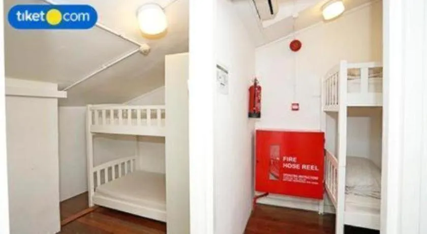 Bed in Royal Hostel Singapore