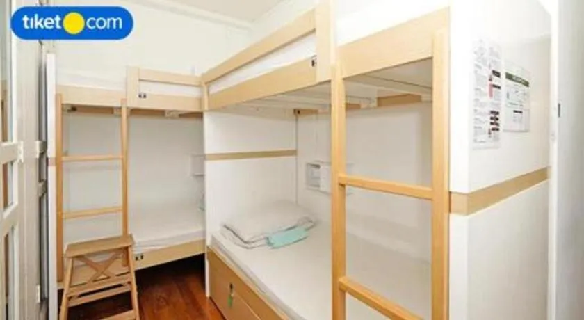 Bed in Royal Hostel Singapore