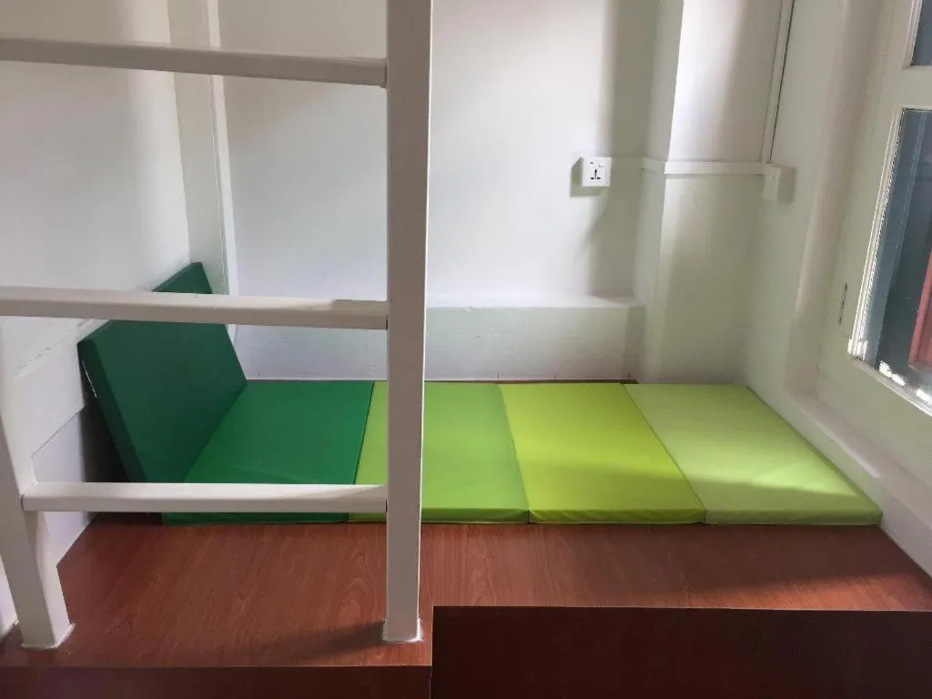 Bed in Royal Hostel Singapore