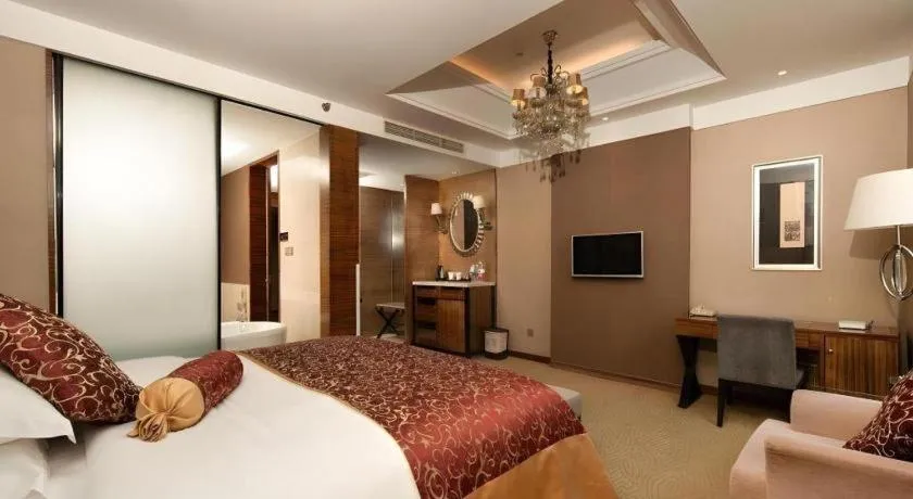 Bed in Zhangjiagang Guomao Hotel