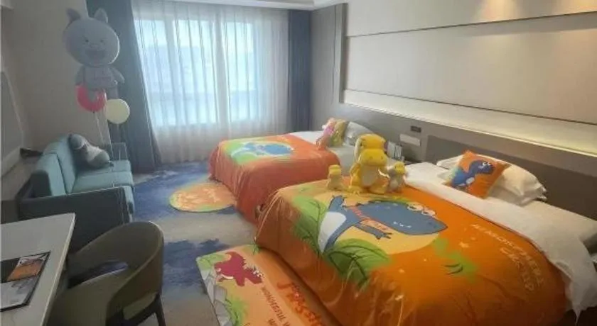 Bed in Zhangjiagang Guomao Hotel