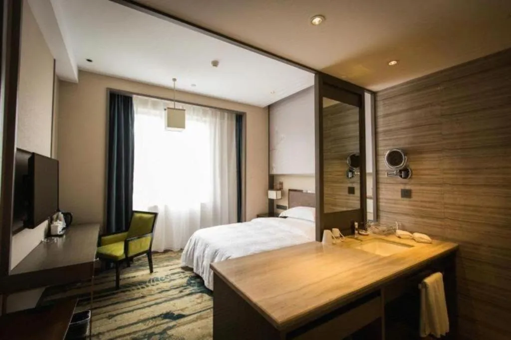 Bed in Zhangjiagang Guomao Hotel