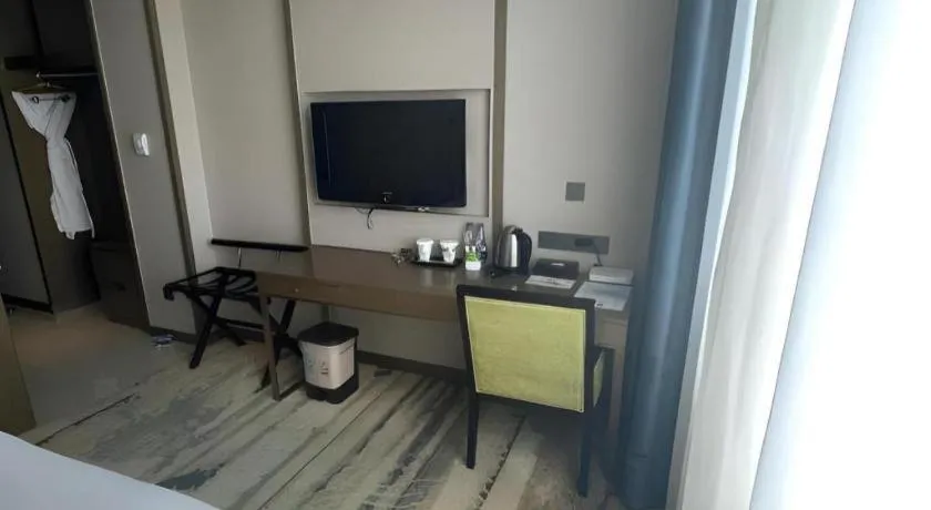 Zhangjiagang Guomao Hotel