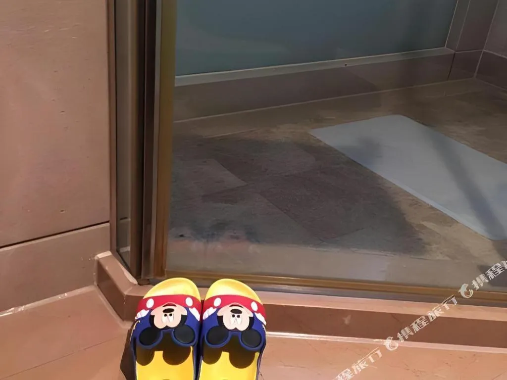 Zhangjiagang Guomao Hotel