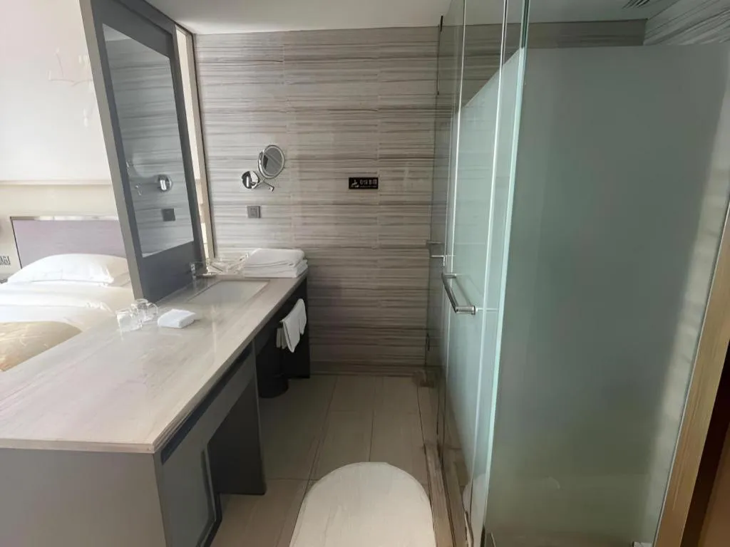 Zhangjiagang Guomao Hotel