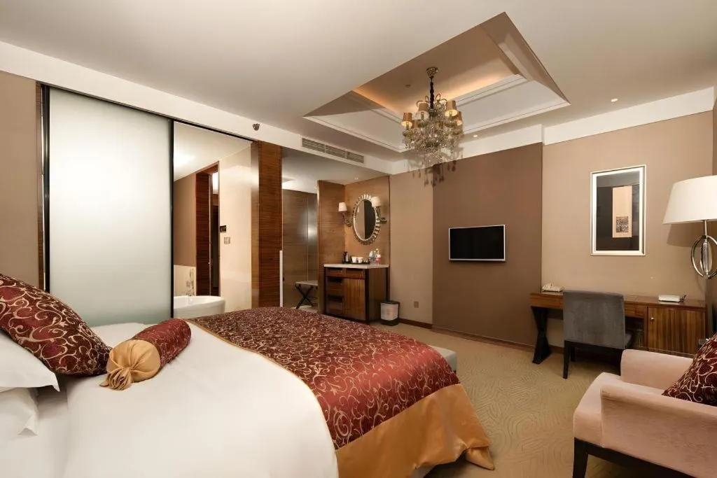 Bed in Zhangjiagang Guomao Hotel