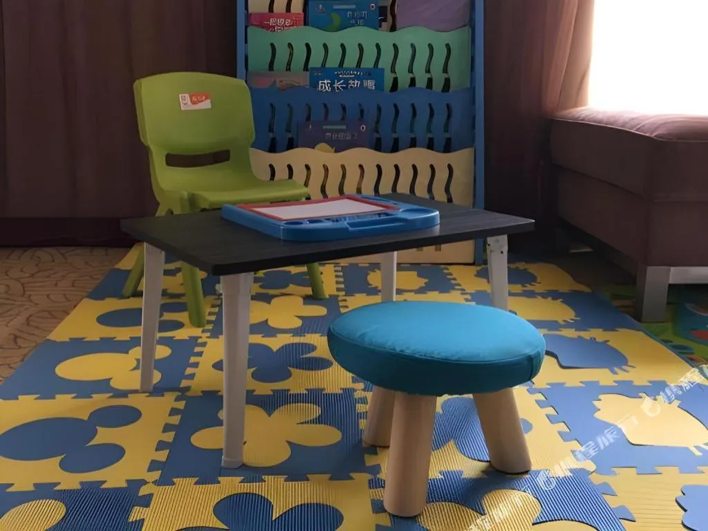 Zhangjiagang Guomao Hotel