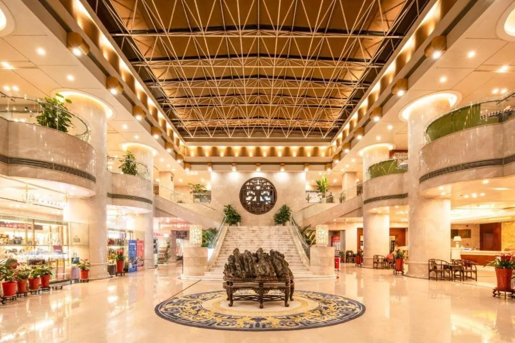 Zhangjiagang Guomao Hotel