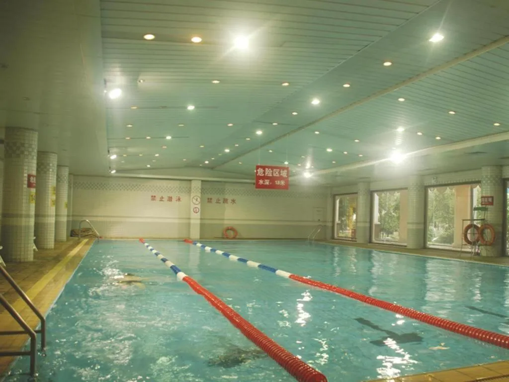 Zhangjiagang Guomao Hotel