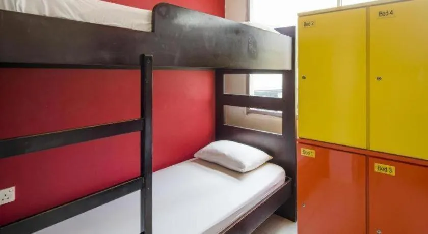 Bed in G4 Station Backpackers Hostel