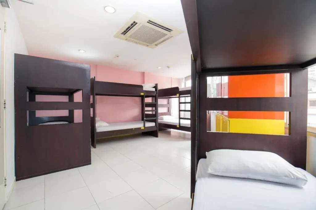 Bed in G4 Station Backpackers Hostel