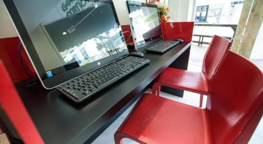 G4 Station Backpackers Hostel