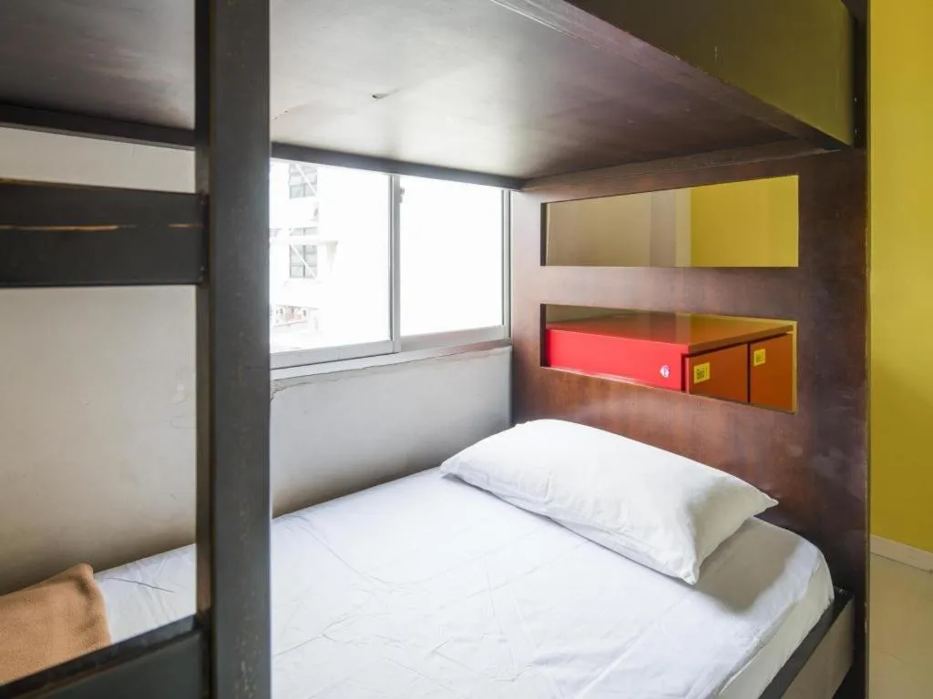 Bed in G4 Station Backpackers Hostel