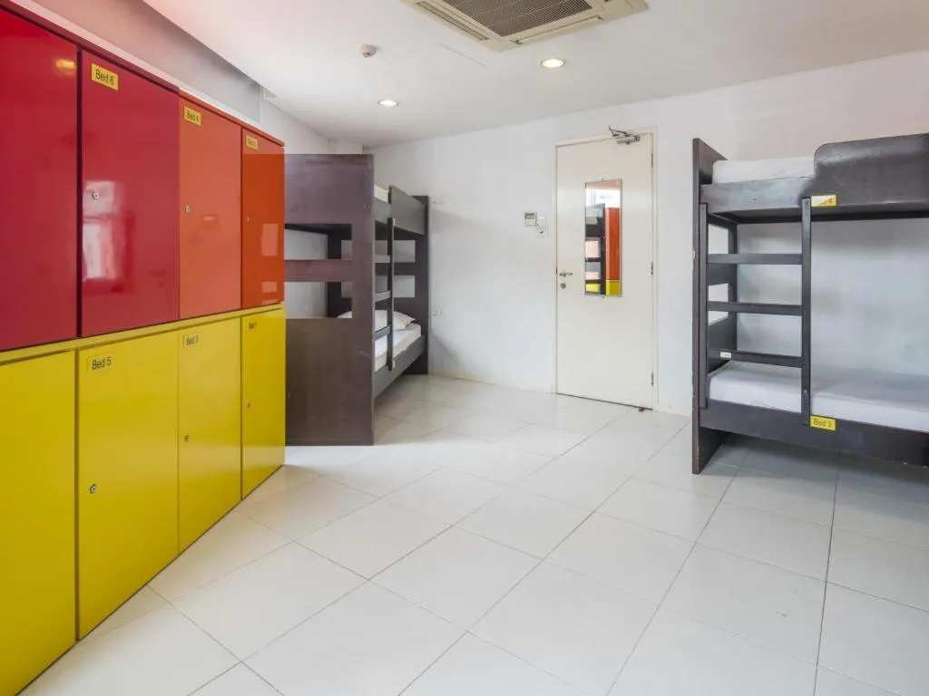 Bed in G4 Station Backpackers Hostel