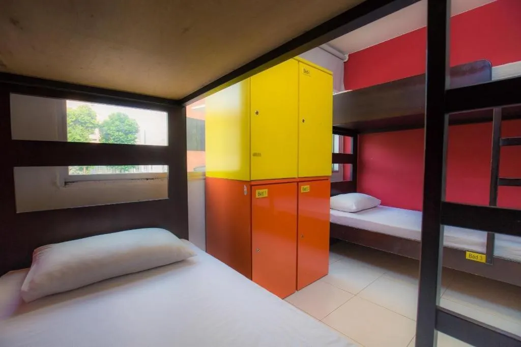 Bed in G4 Station Backpackers Hostel