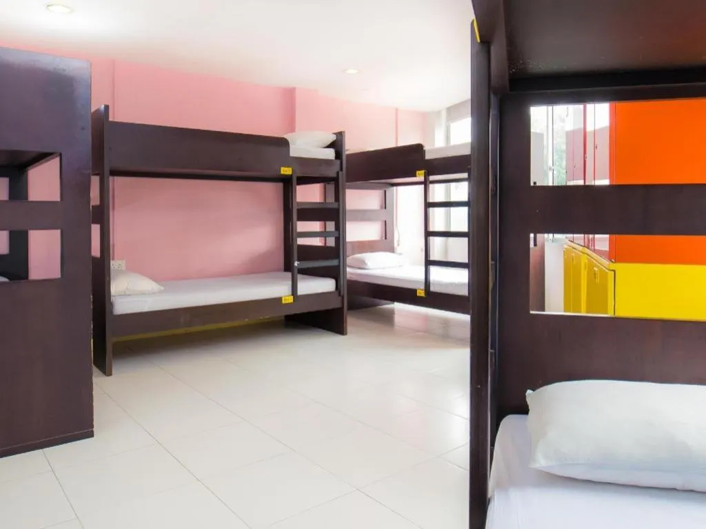 Bed in G4 Station Backpackers Hostel