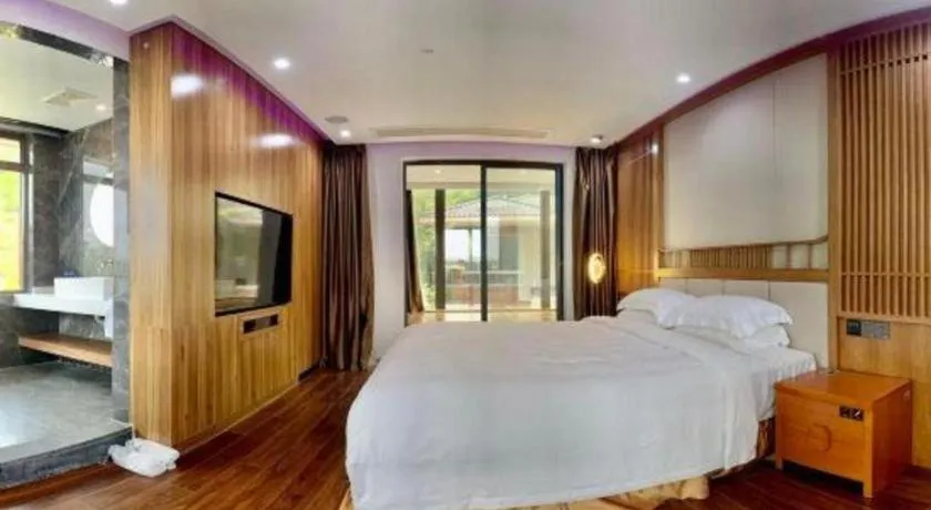 Bed in Xiamen SIG Resort