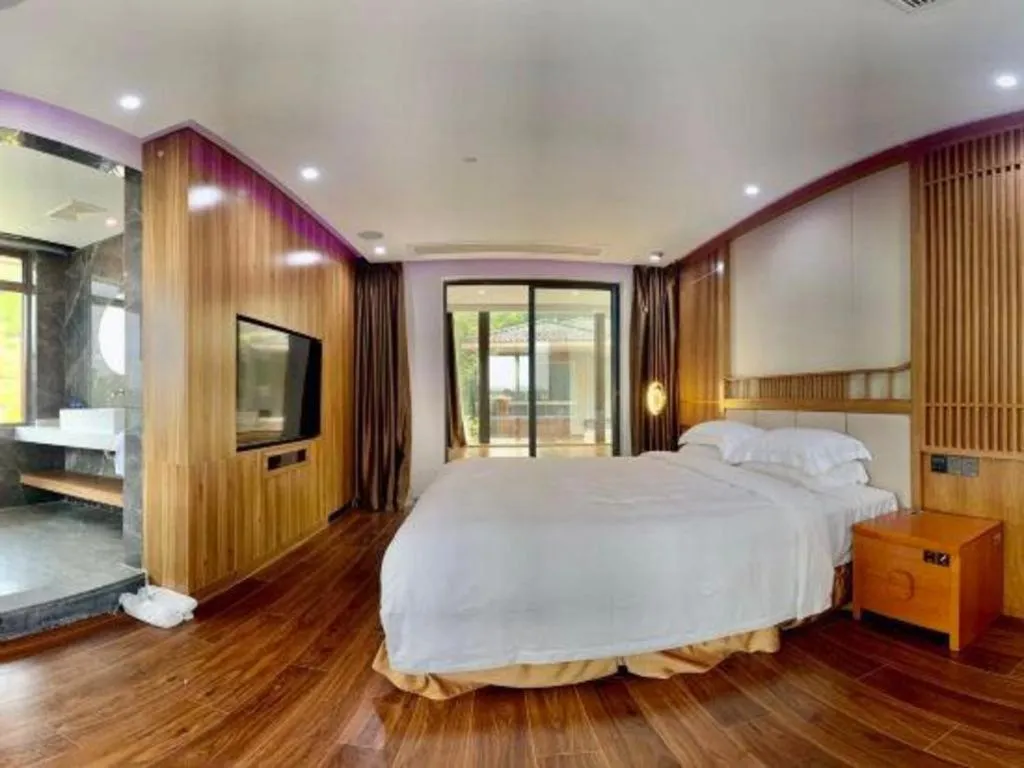 Bed in Xiamen SIG Resort