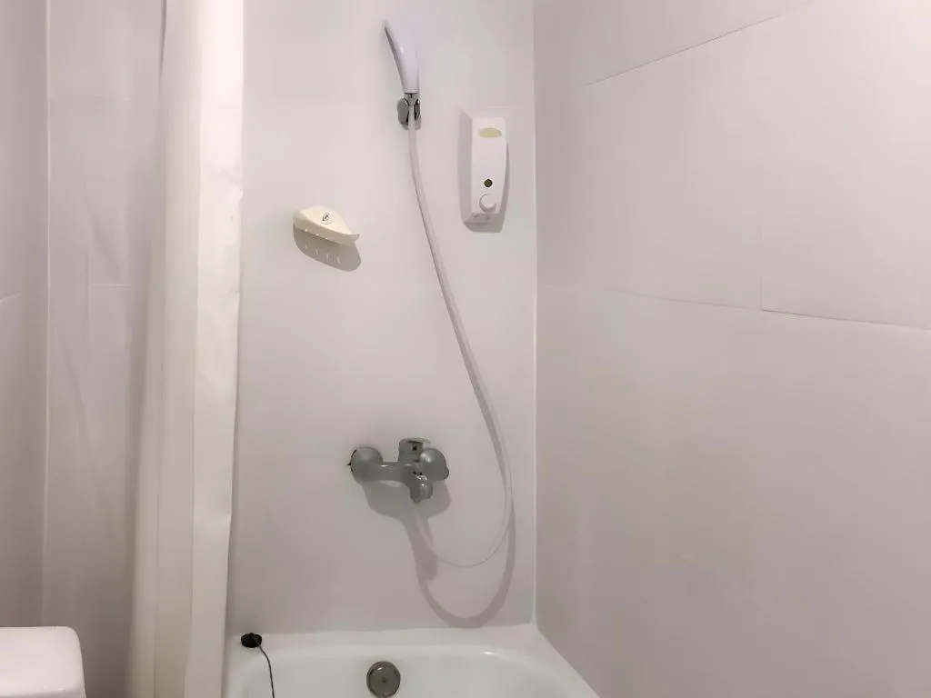 J Two S Pratunam Hotel